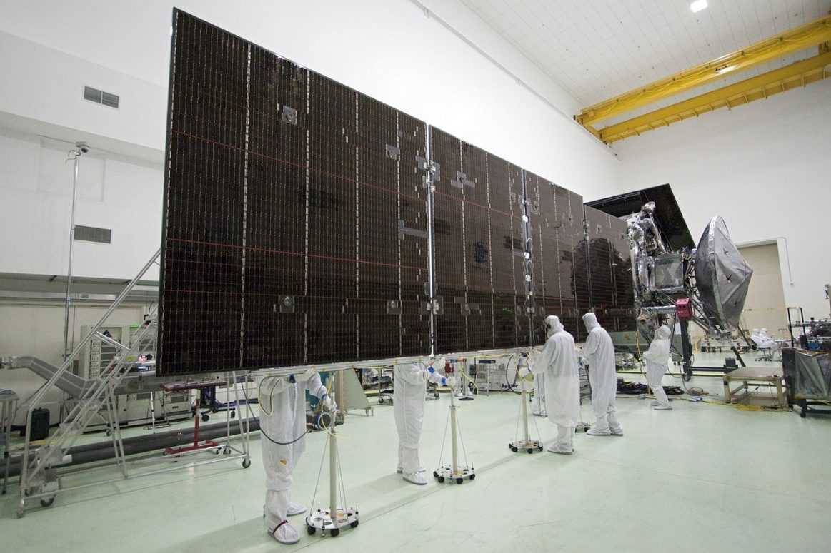 UK Government Commissions Space Solar Power Station Research