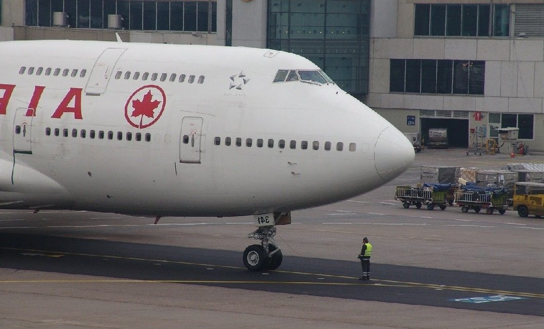 Over 800 Unvaccinated Air Canada Employees, Placed On Unpaid Leave